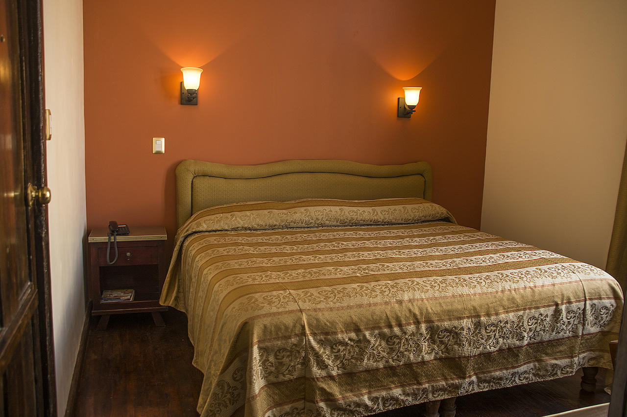 Hotel Roma Durango Phòng bức ảnh